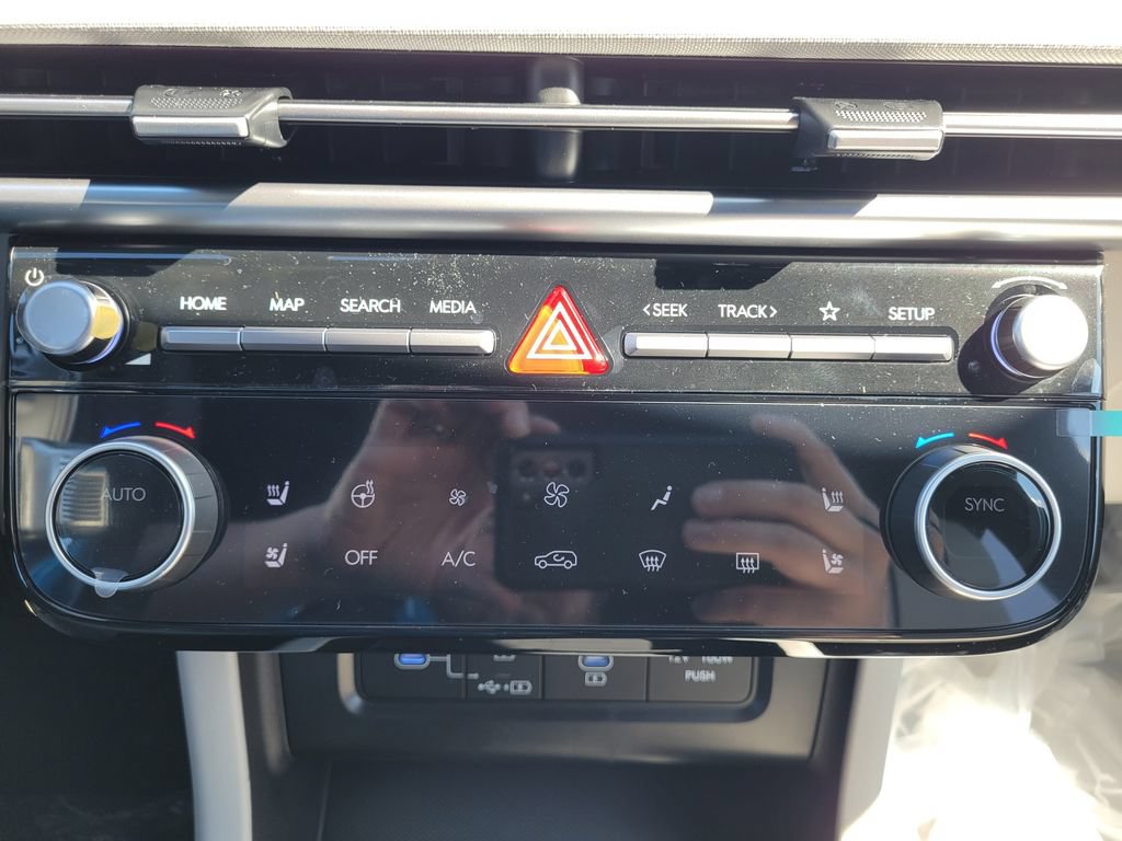 New 2026 Hyundai Tucson Limited AWD/4WD image 24