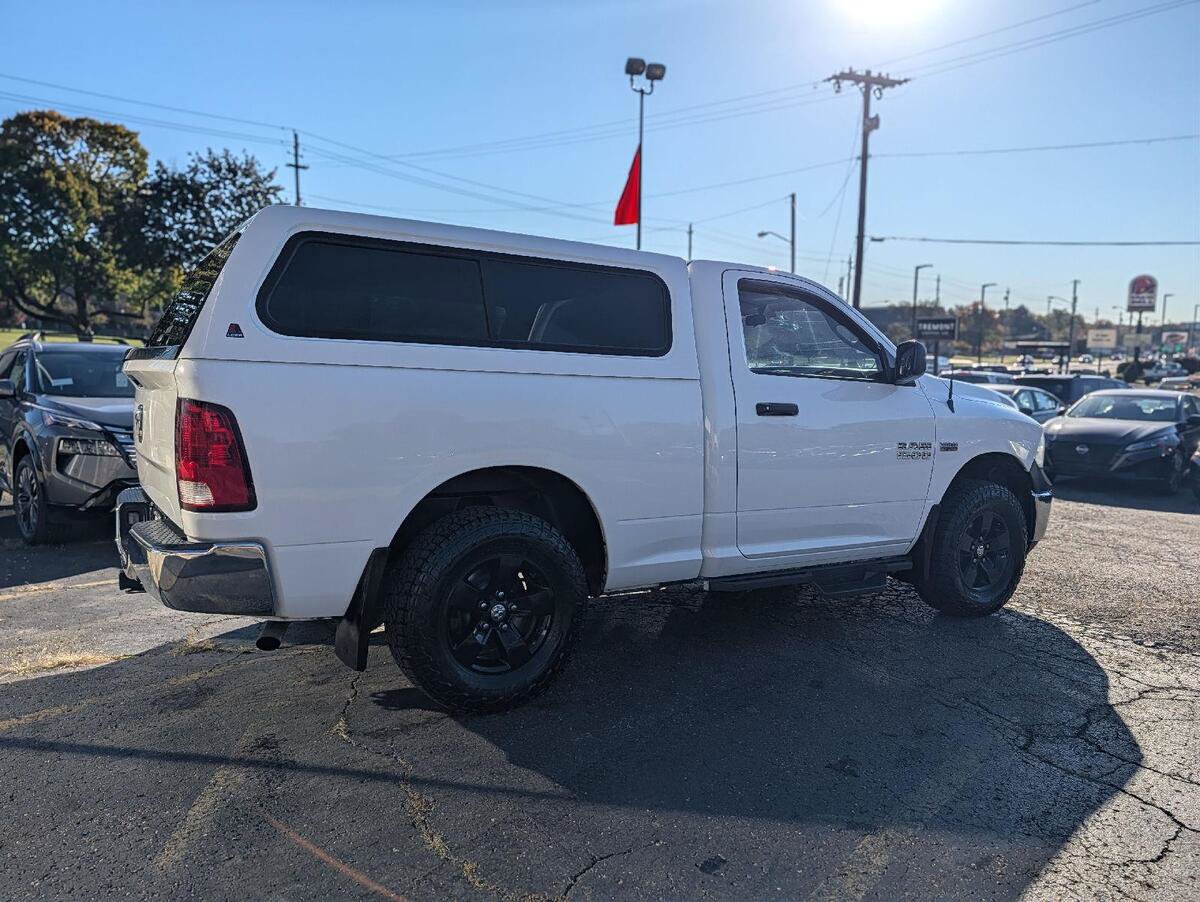 Used 2017 RAM 1500 Tradesman w/ Chrome Appearance Group RWD image 12