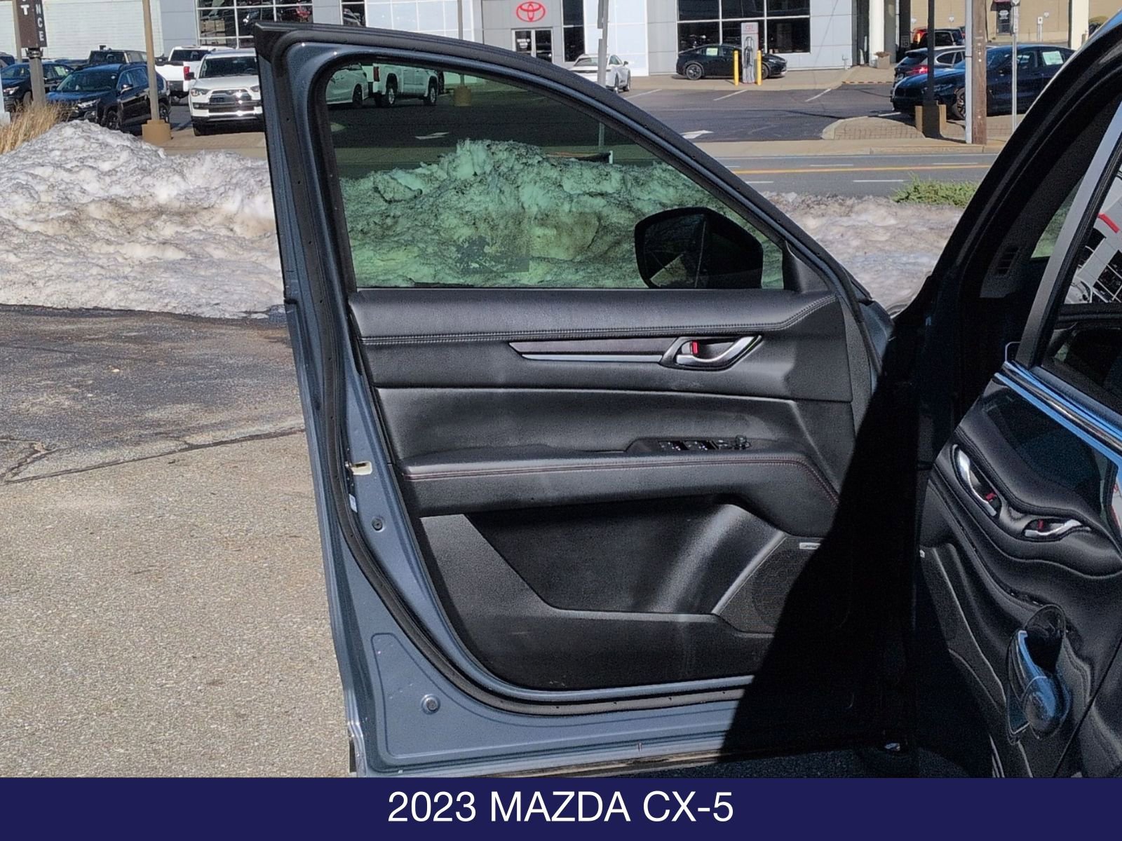 Used 2023 MAZDA CX-5 Carbon Edition image 8