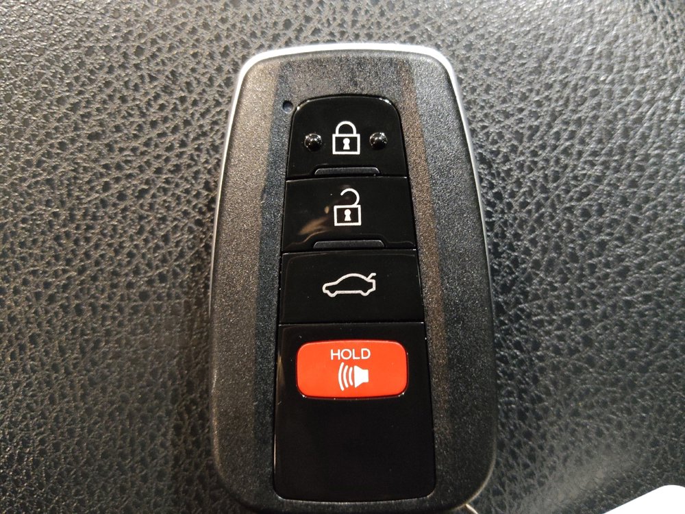 Used 2020 Toyota Camry LE w/ Convenience Package AWD/4WD image 32