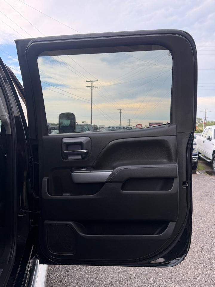 Used 2015 Chevrolet Silverado 2500 LTZ w/ Duramax Plus Package AWD/4WD image 19