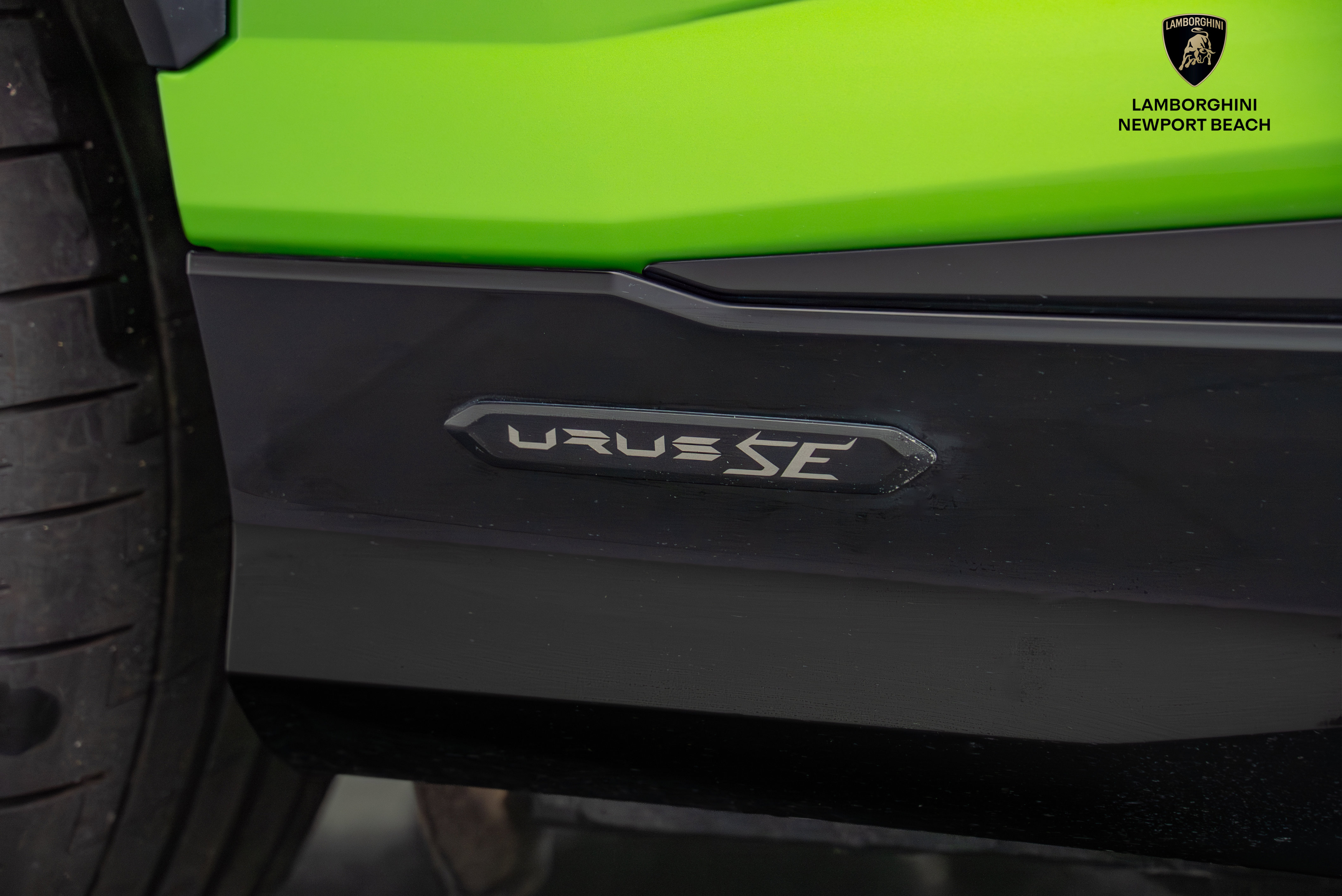 Used 2025 Lamborghini Urus SE image 6