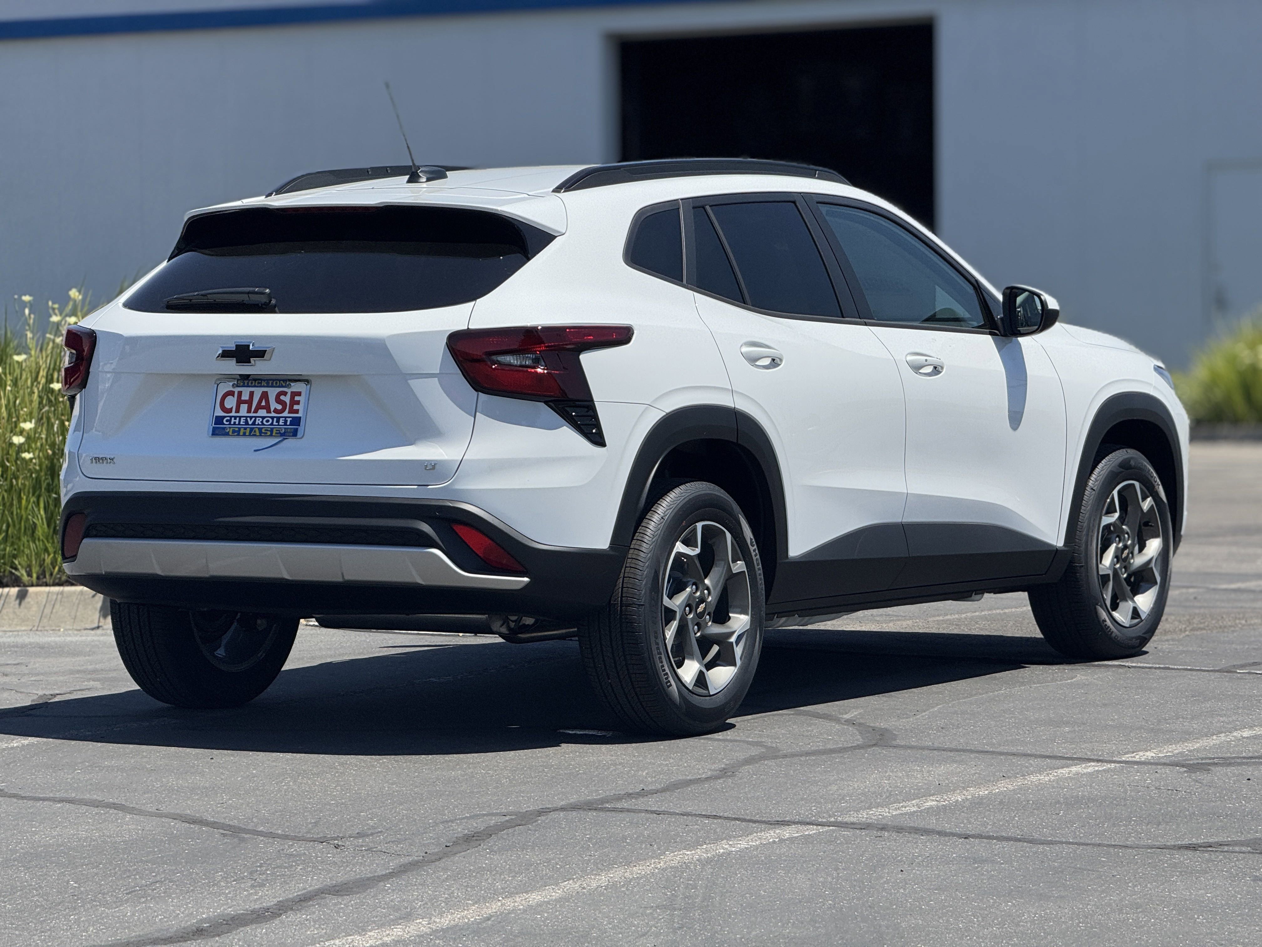 New 2025 Chevrolet Trax LT w/ Driver Confidence Package image 4
