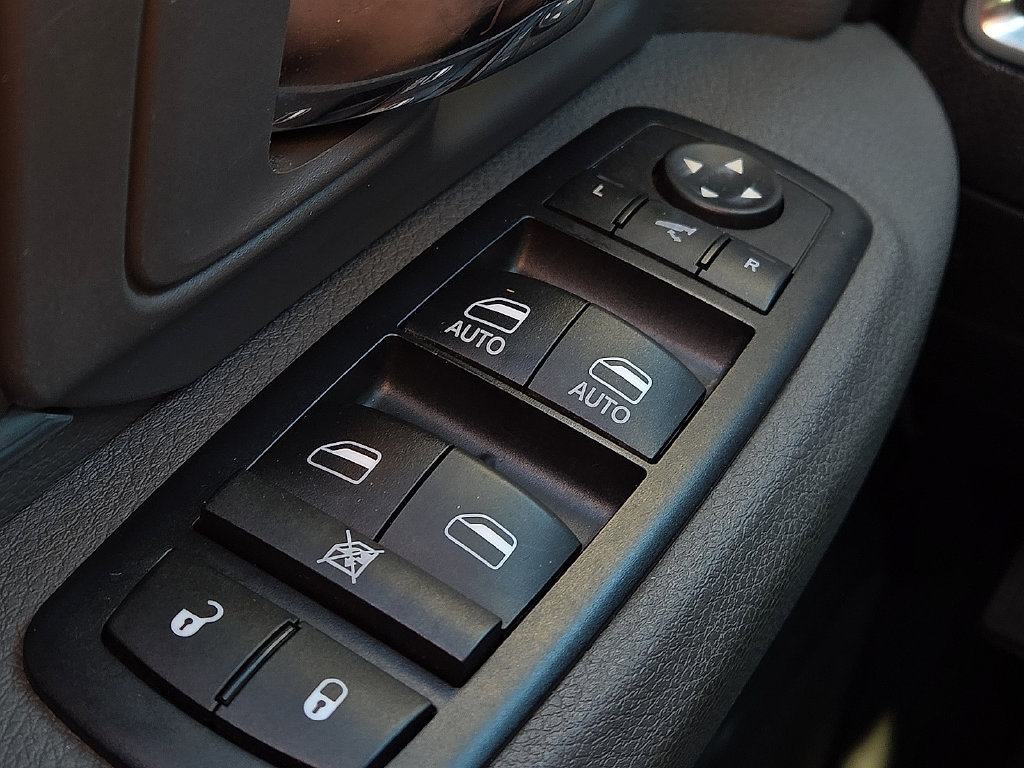 Used 2017 RAM 1500 Big Horn RWD image 14