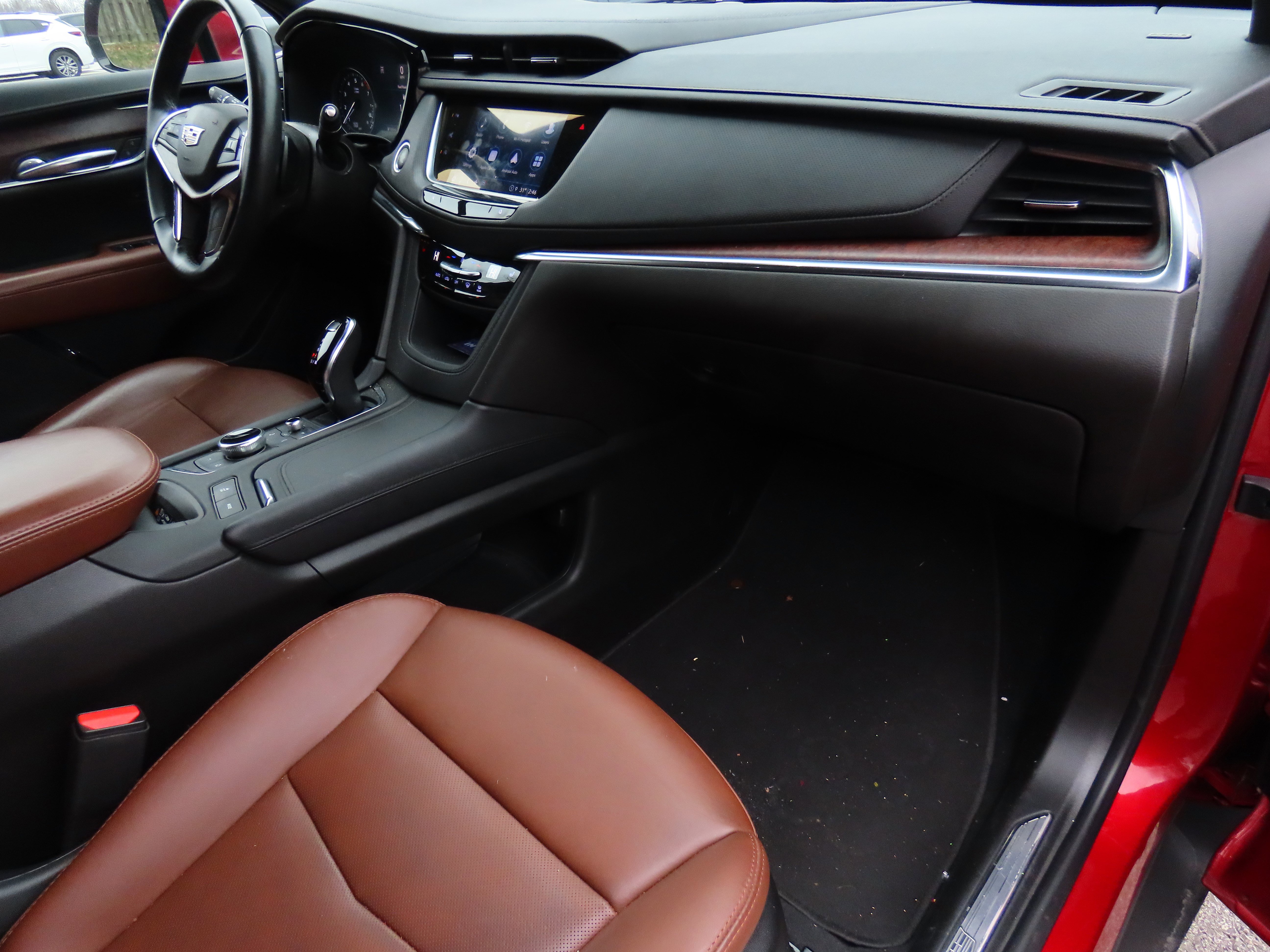 Used 2022 Cadillac XT5 Premium Luxury w/ Technology Package image 11