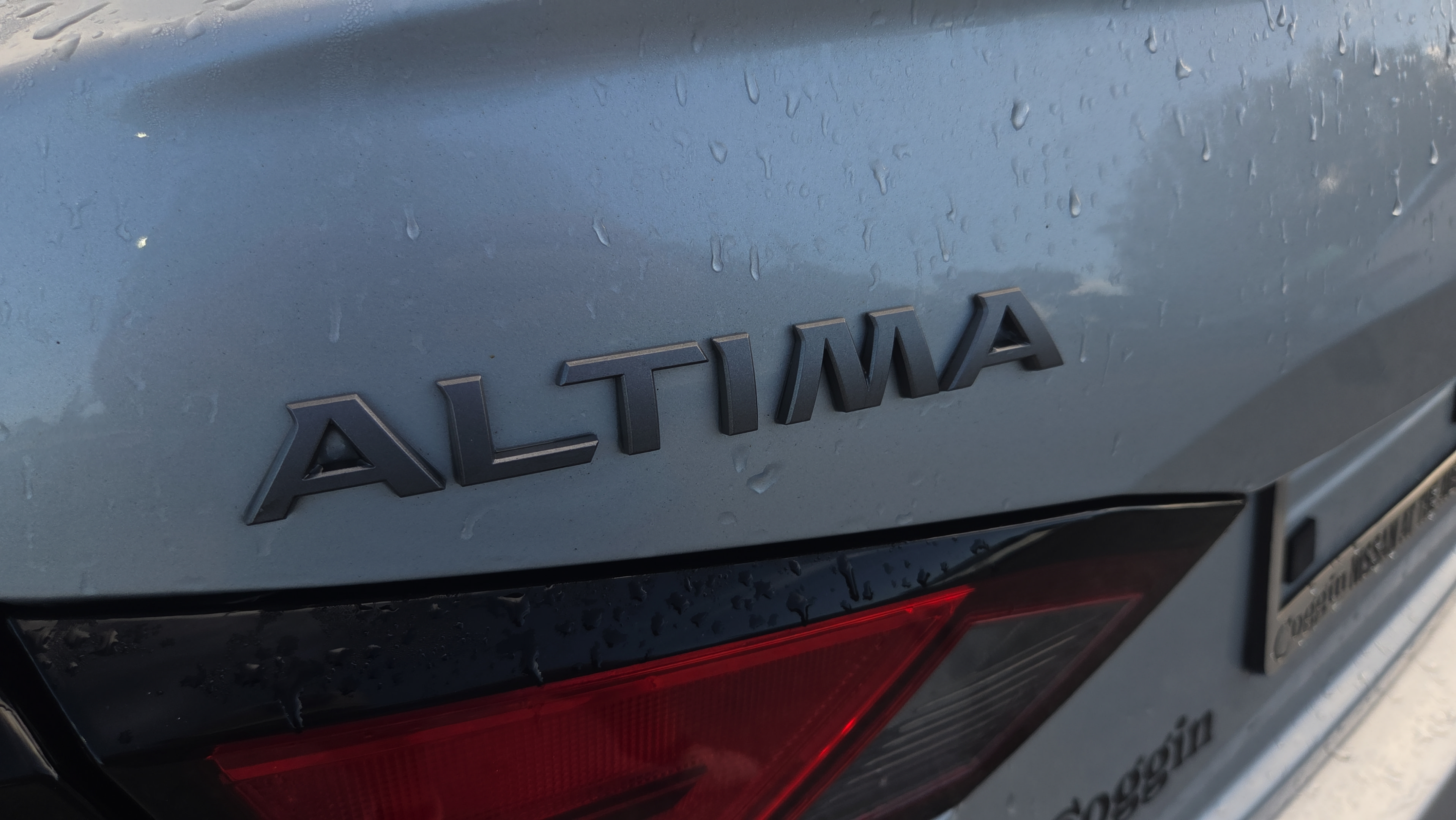 Used 2024 Nissan Altima 2.5 SR FWD image 31