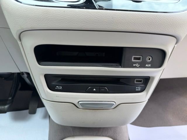Used 2017 Chrysler Pacifica Touring-L Plus w/ Advanced Safetytec Group FWD image 28
