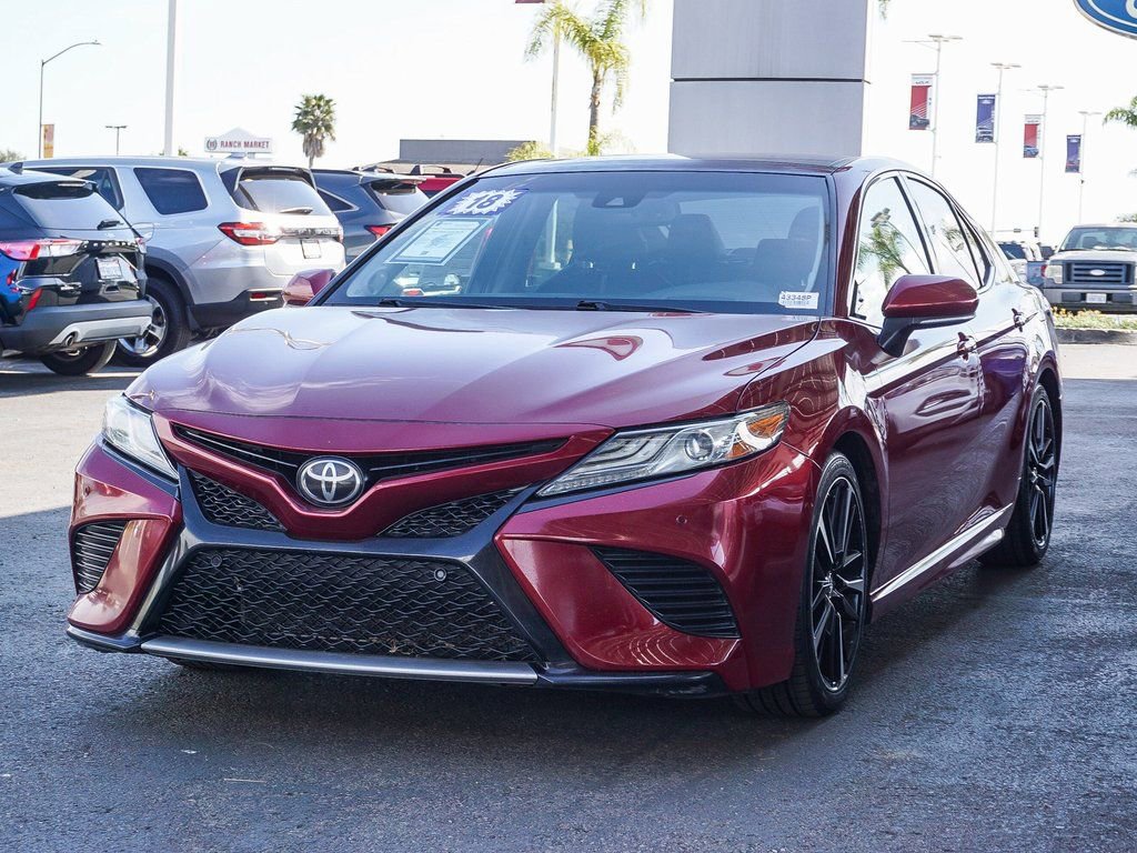 Used 2018 Toyota Camry XSE image 4