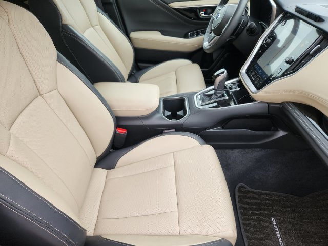 Certified 2025 Subaru Outback Limited AWD/4WD image 14
