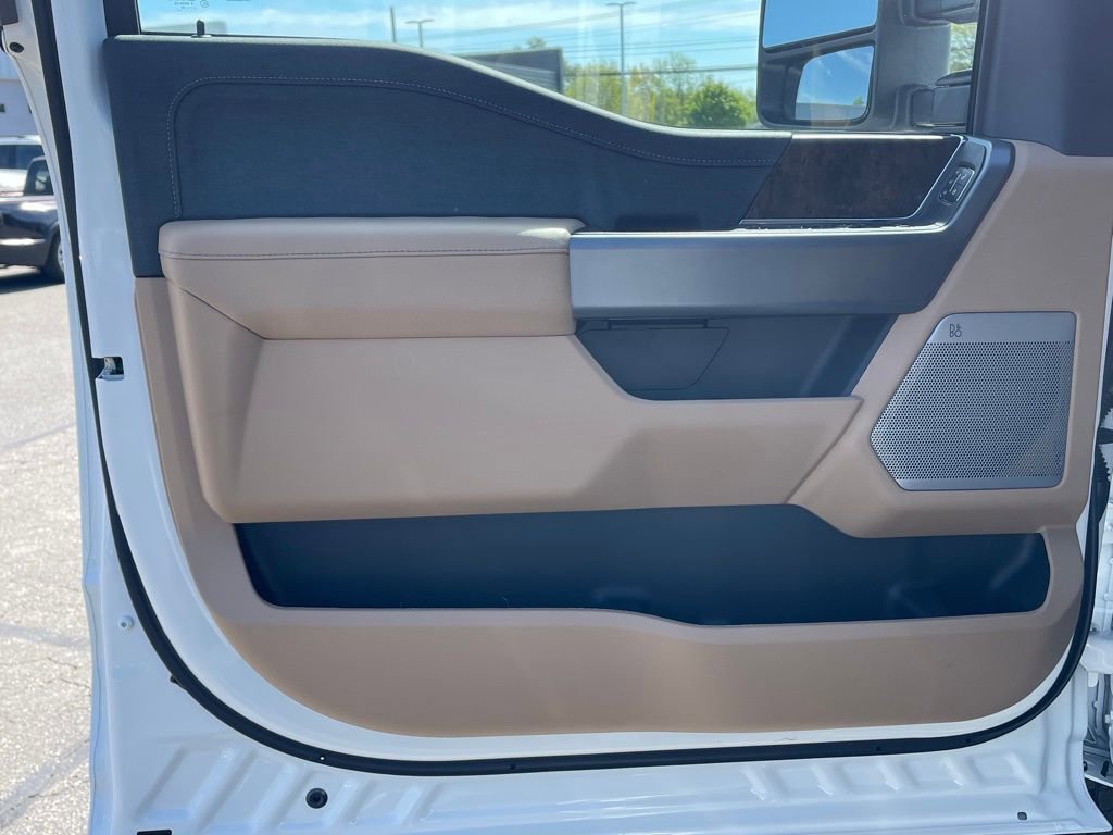 New 2026 Ford F250 Lariat image 14