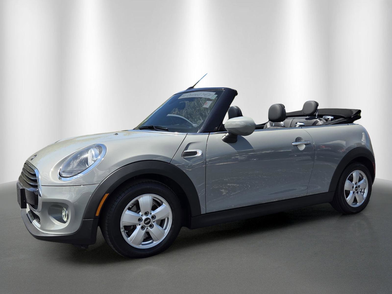 Used 2021 MINI Cooper Convertible image 3