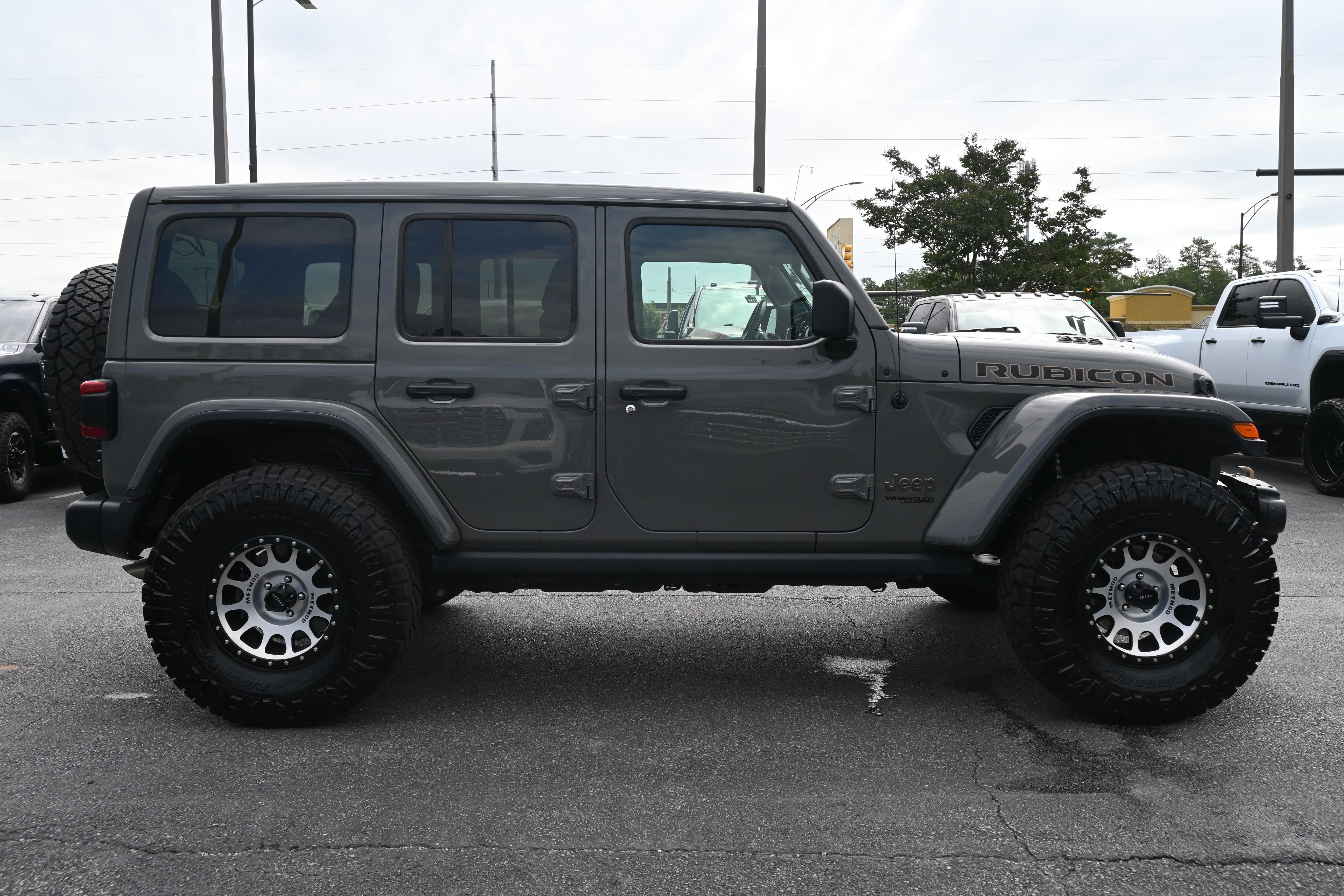 Used 2021 Jeep Wrangler Unlimited Rubicon AWD/4WD image 11