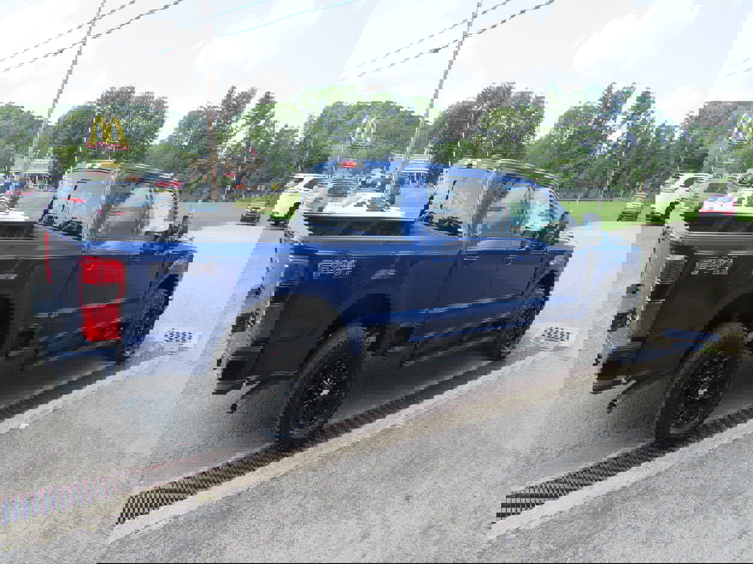 New 2026 Ford F250 4x4 Crew Cab Super Duty image 6