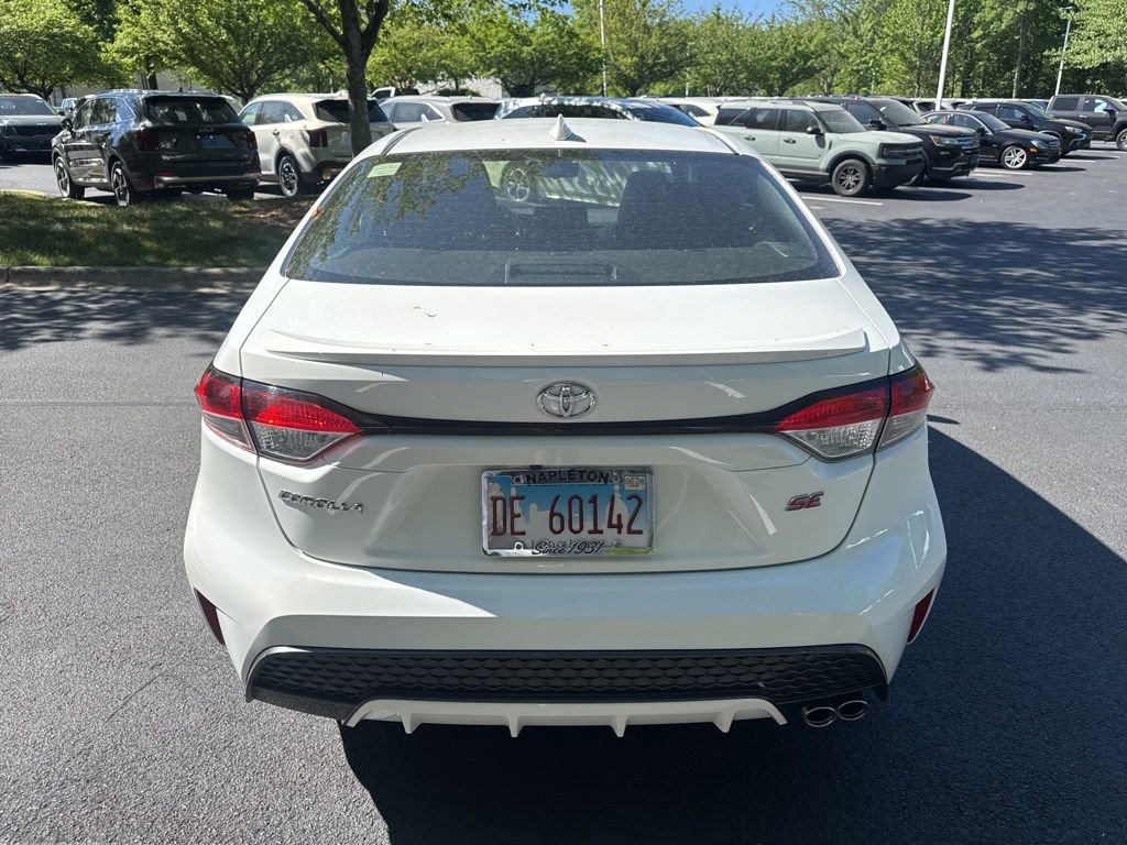 Certified 2022 Toyota Corolla SE w/ SE Premium Package image 15