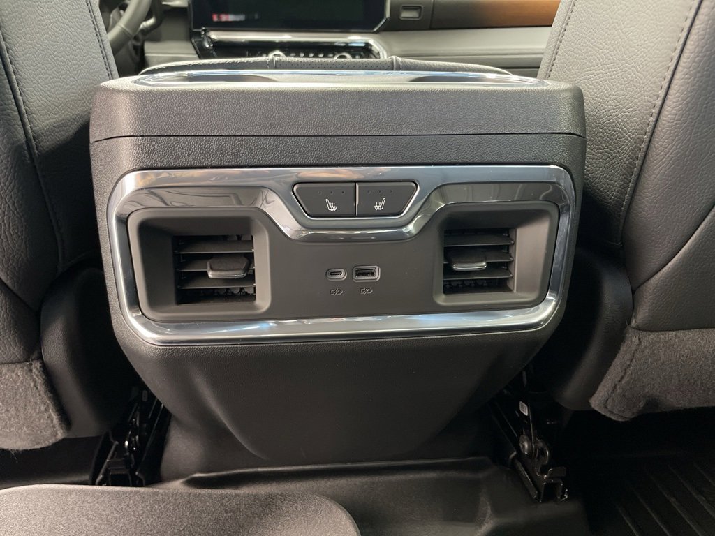 Used 2025 GMC Sierra 2500 Denali w/ Denali Reserve Package image 25