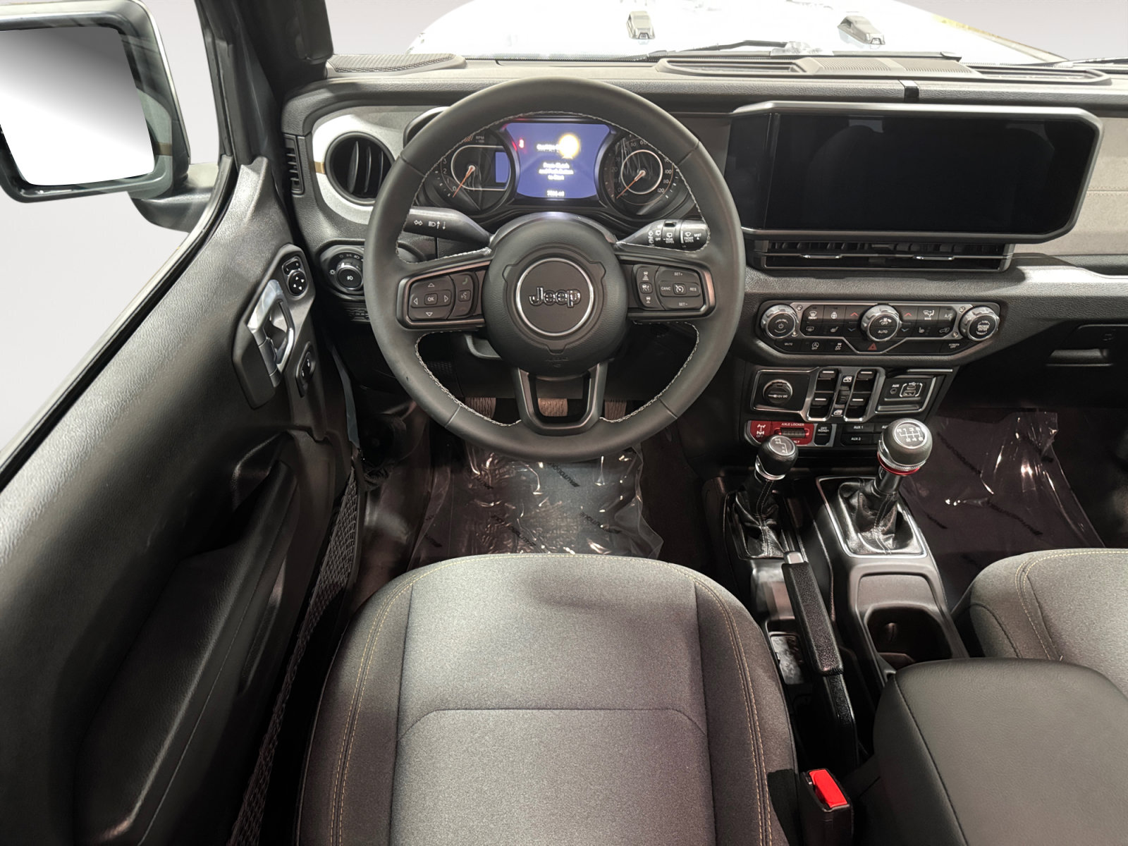 Used 2025 Jeep Wrangler Unlimited Sport AWD/4WD image 11