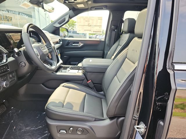 New 2026 GMC Yukon XL Denali w/ Denali Reserve Package AWD/4WD image 9