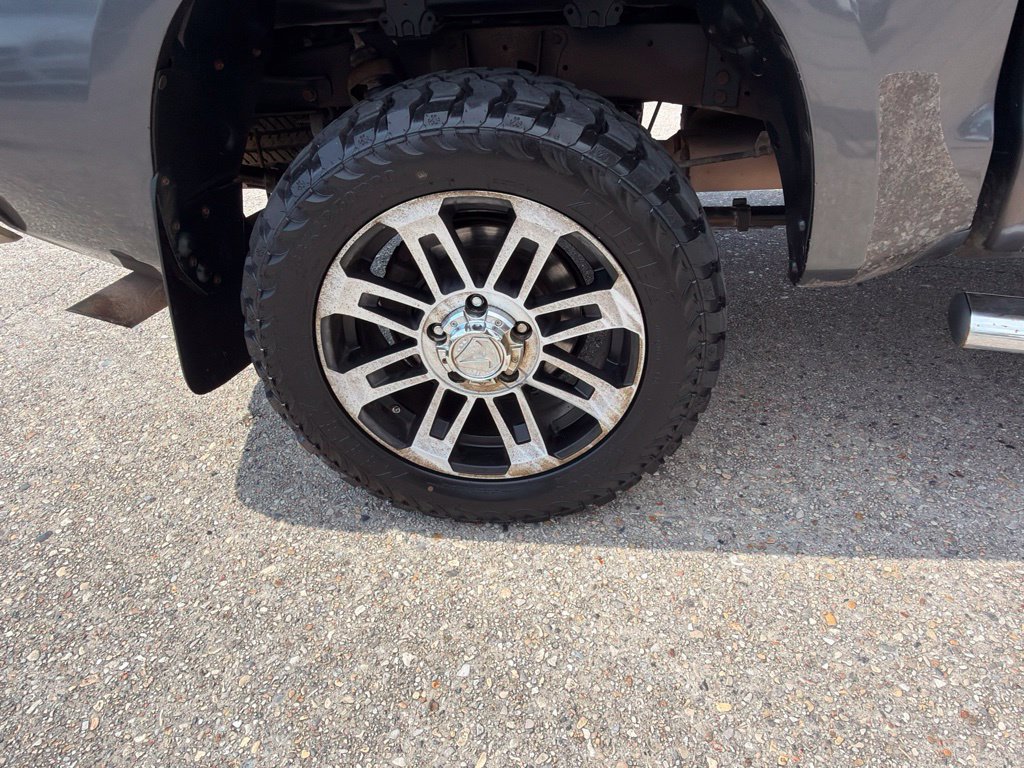 Used 2013 Toyota Tundra 4x4 CrewMax w/ Tow Pkg image 20