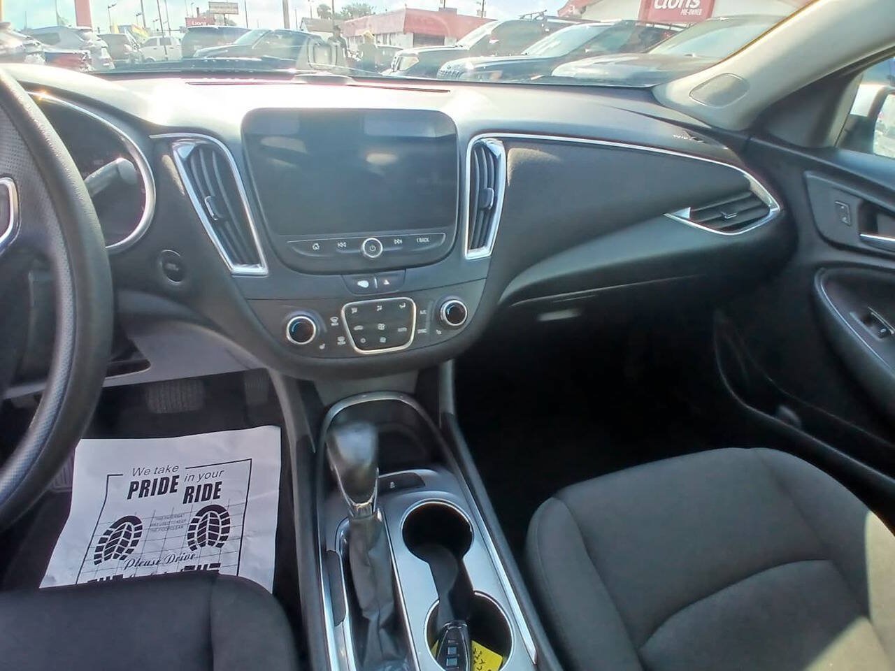 Used 2021 Chevrolet Malibu LT FWD image 12