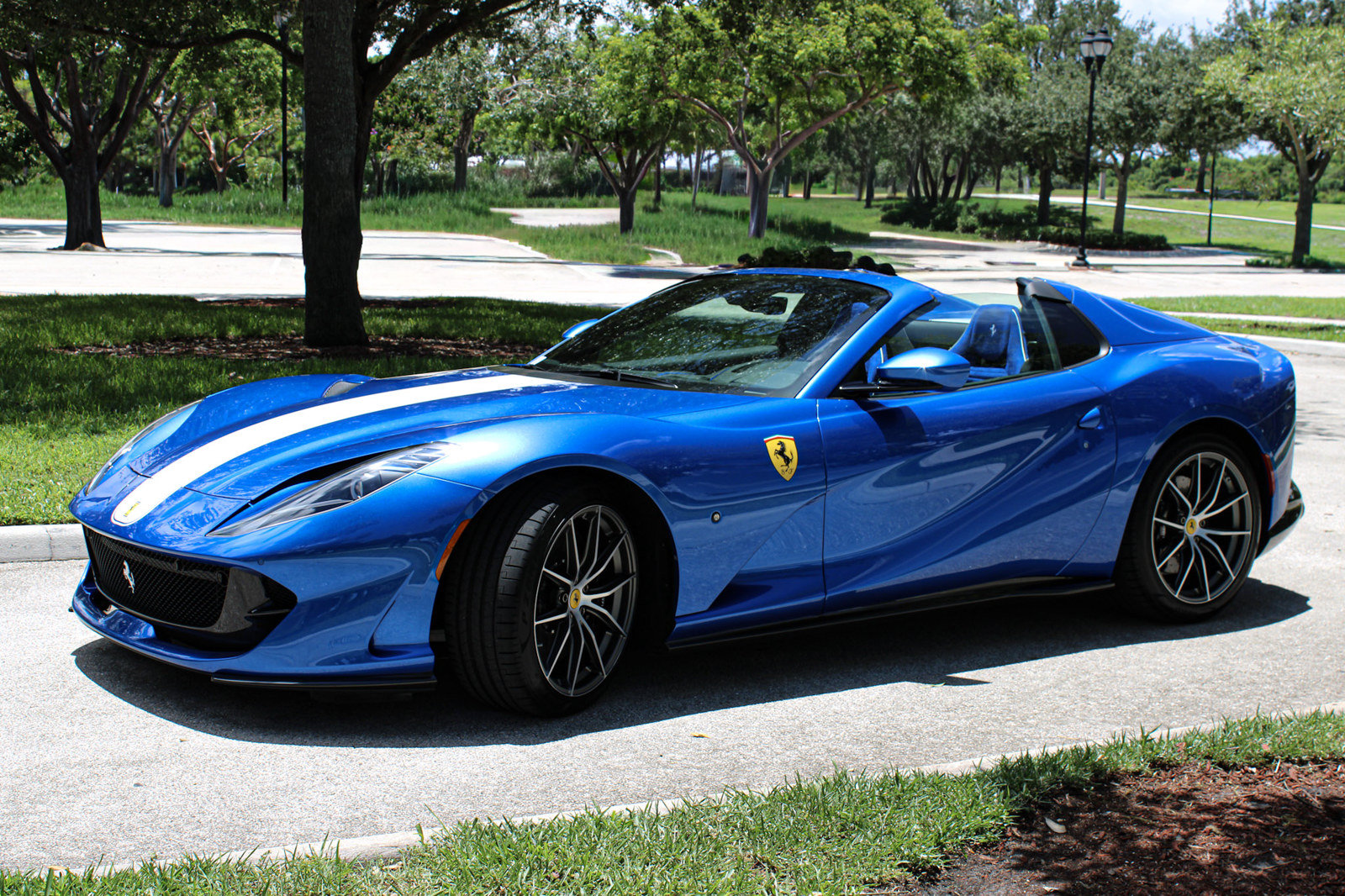 Certified 2022 Ferrari 812 GTS RWD image 24