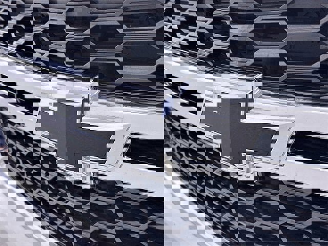 Used 2019 Chevrolet Suburban LT image 33