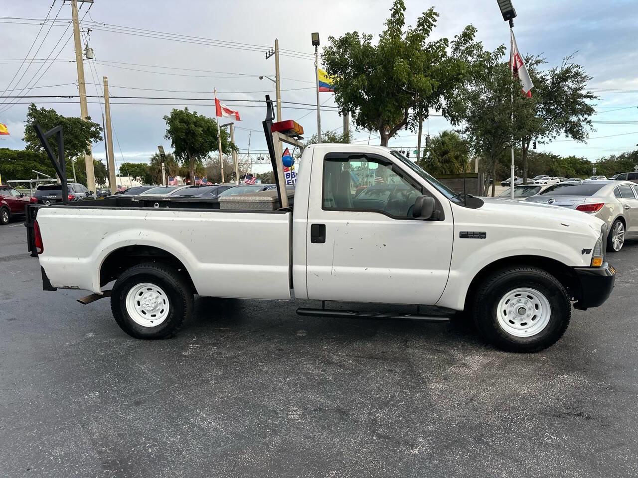 Used 2001 Ford F250 XL image 6