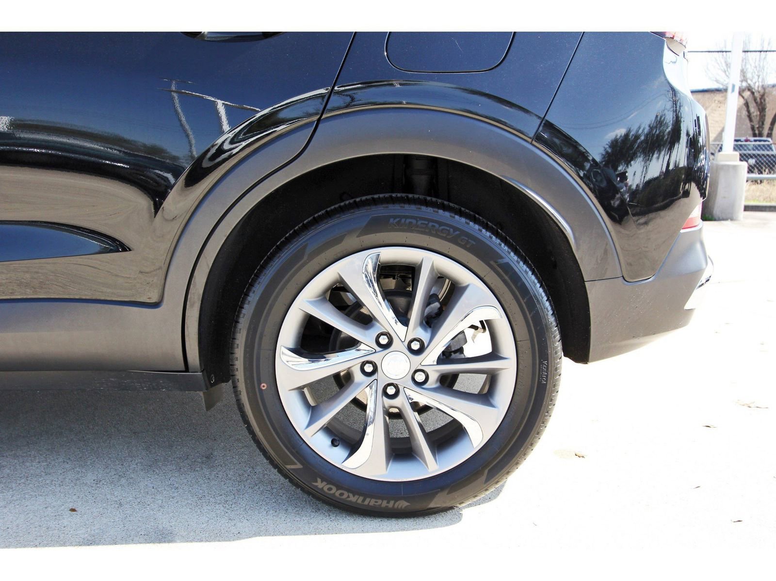 Used 2023 Buick Encore GX Essence w/ Experience Buick Package image 32