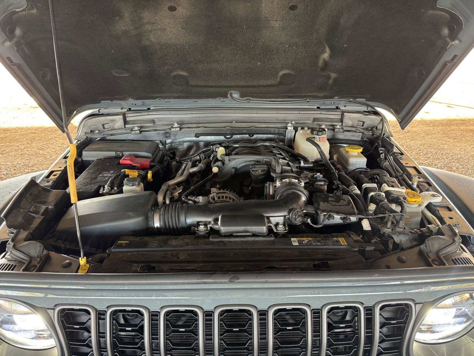 Used 2024 Jeep Wrangler Rubicon w/ XTREMEE 35" Tire Package image 40