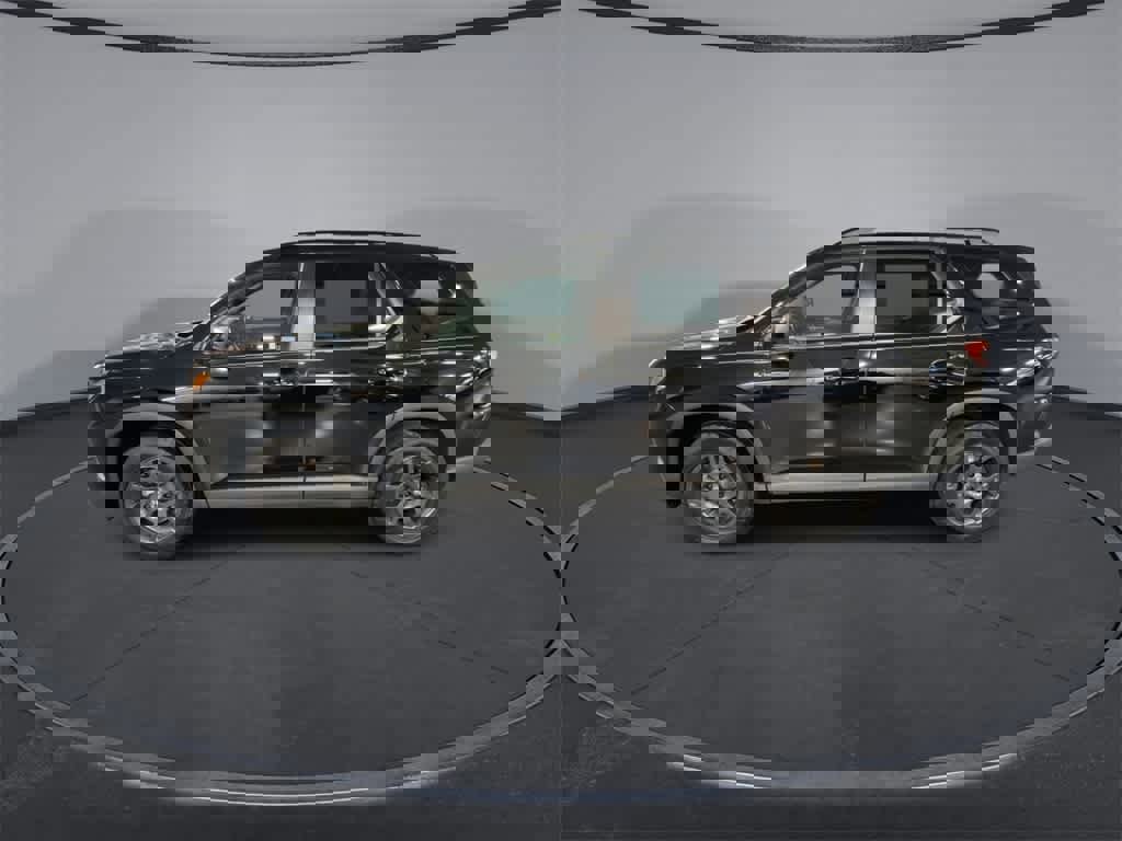 Used 2023 Honda Pilot TrailSport image 5