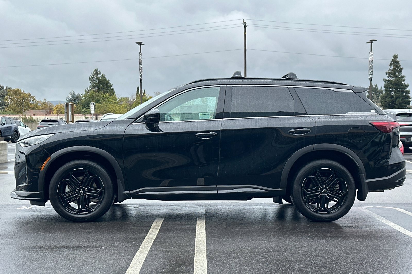 New 2026 INFINITI QX60 Sport w/ Dark Cargo Package image 2