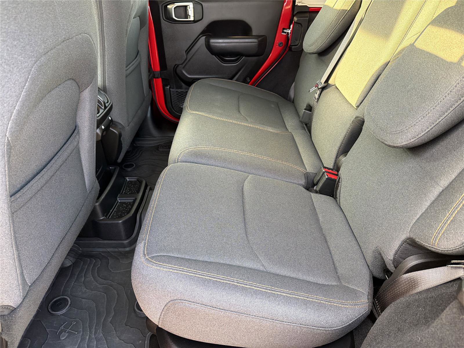 Used 2025 Jeep Wrangler Willys image 20