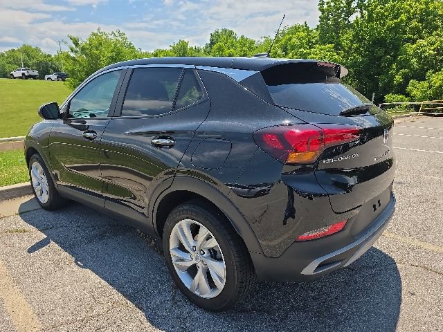 Used 2024 Buick Encore GX Preferred FWD image 3