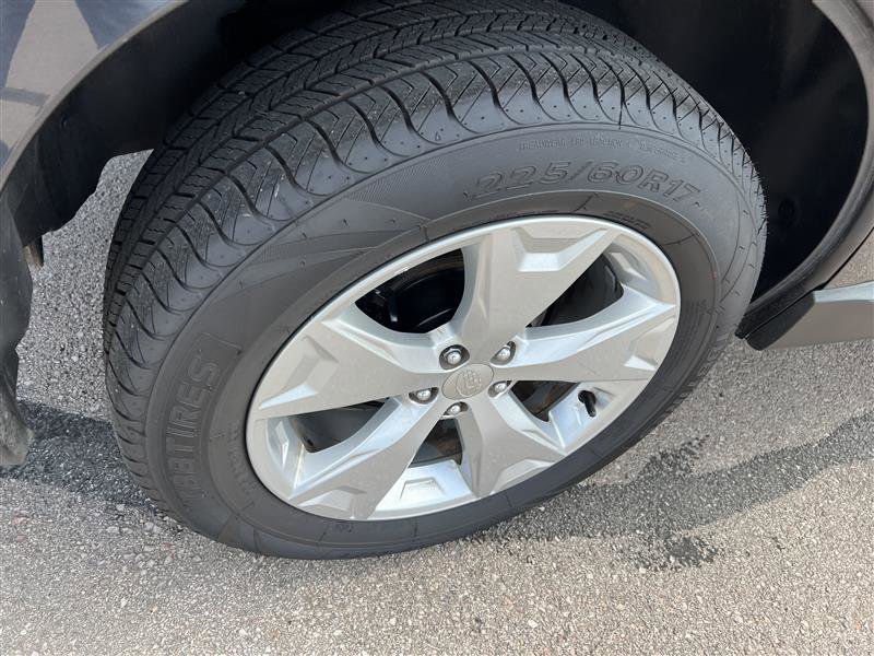 Used 2016 Subaru Forester 2.5i Limited image 16