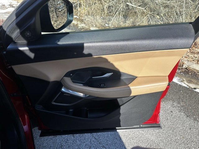 Used 2022 Jaguar E-PACE SE image 17