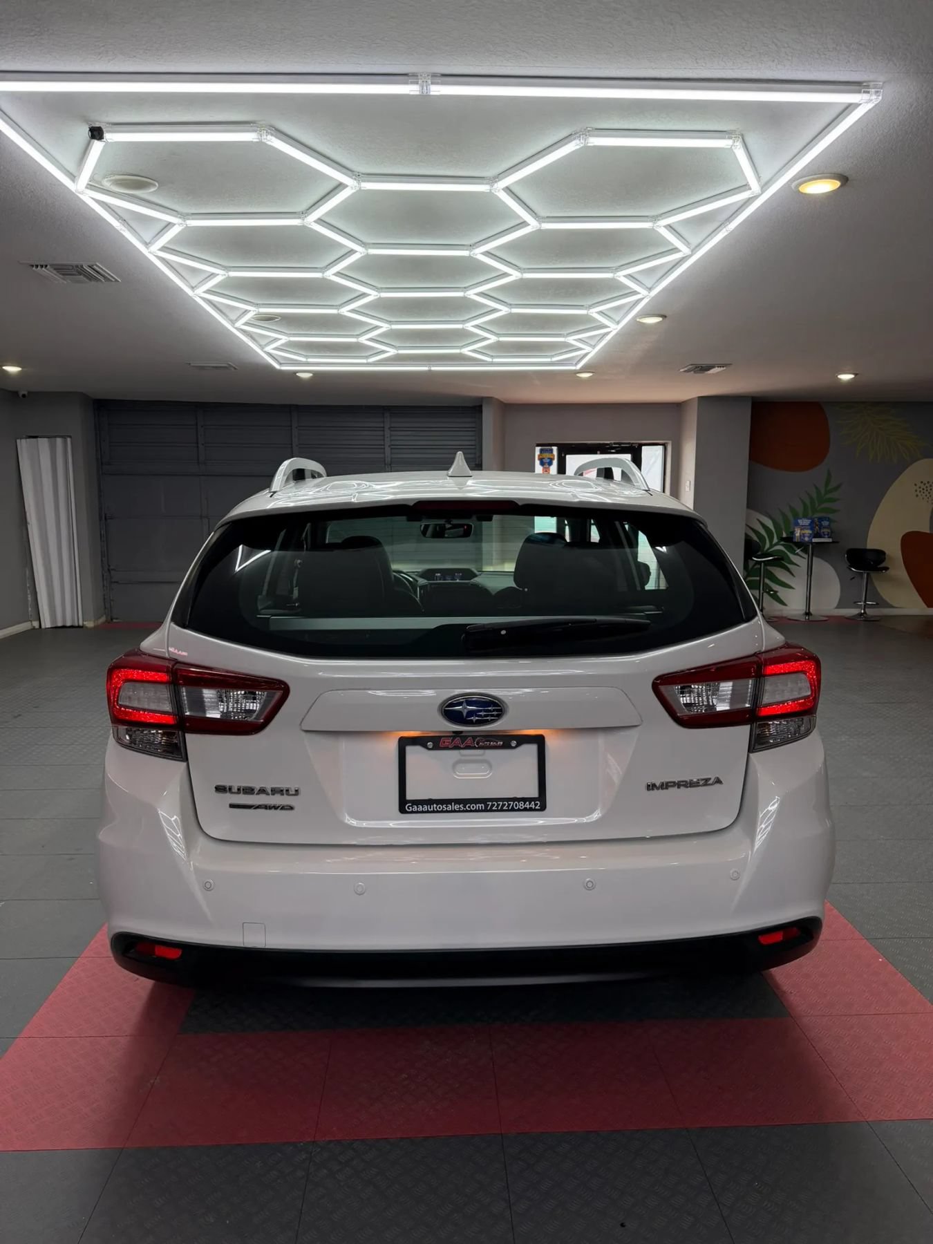 Used 2018 Subaru Impreza 2.0i Limited AWD/4WD image 5