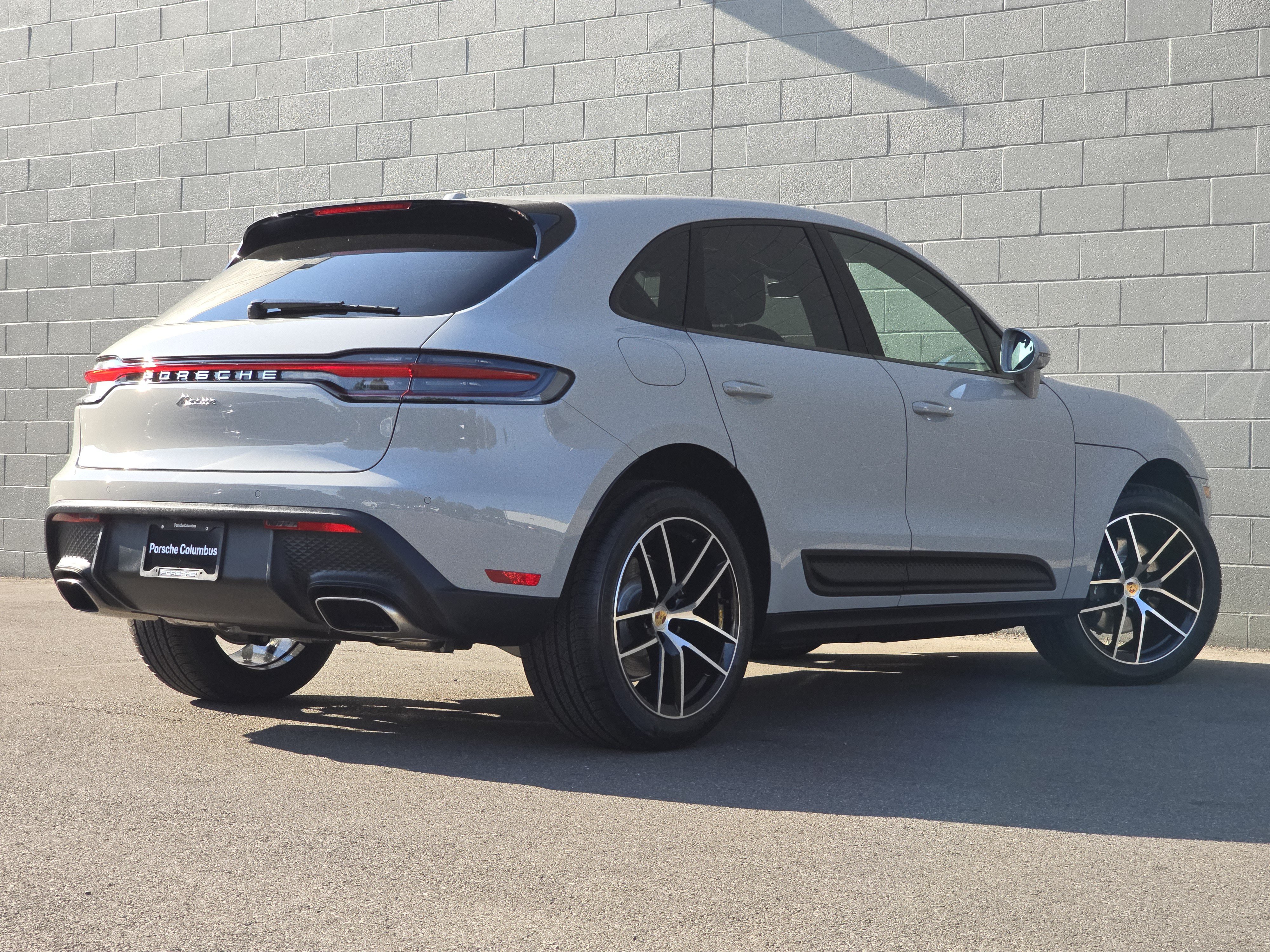 New 2026 Porsche Macan AWD/4WD image 15