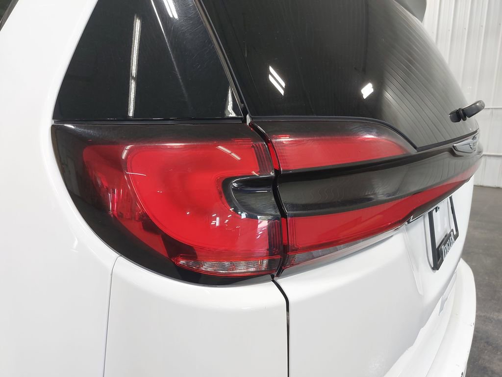 Used 2024 Chrysler Pacifica Touring-L FWD image 42