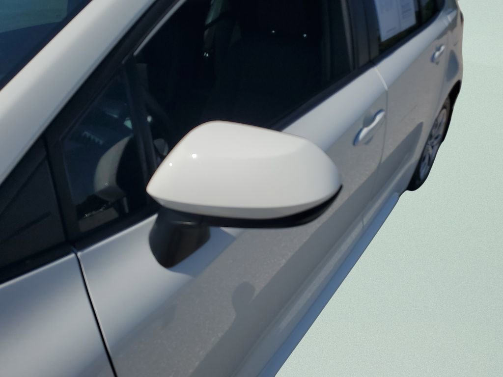 Used 2026 Toyota Corolla LE FWD image 28