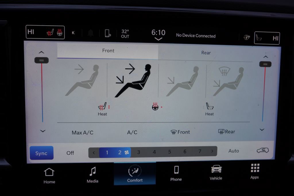 Used 2023 Chrysler Pacifica Touring-L w/ S Appearance Package image 7