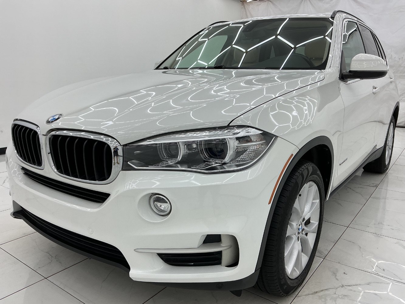 Used 2016 BMW X5 xDrive35i AWD/4WD image 1