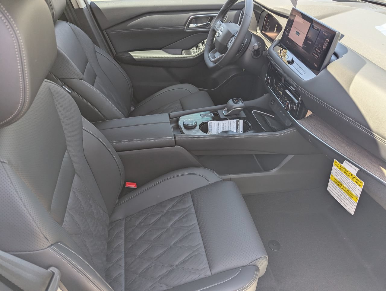 New 2026 Nissan Rogue Platinum w/ Platinum Premium Package AWD/4WD image 34