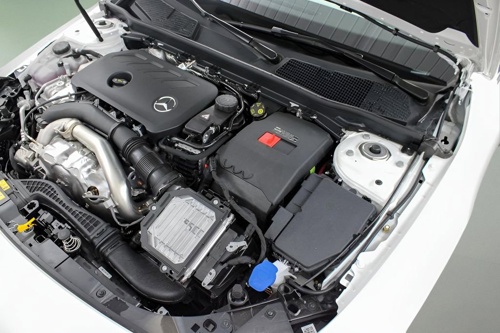 Used 2025 Mercedes-Benz CLA 250 image 18