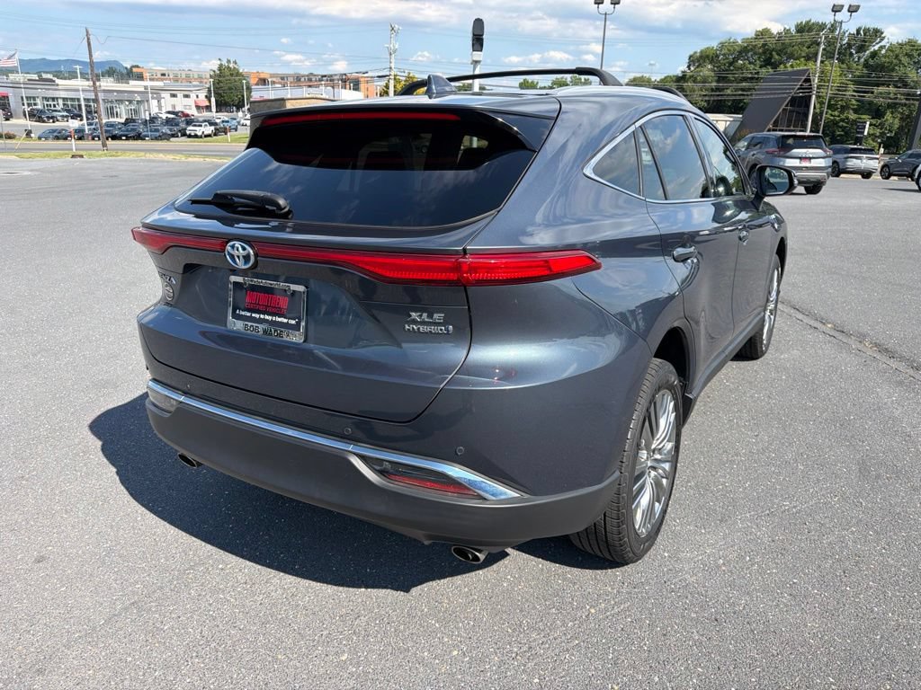 Used 2021 Toyota Venza XLE w/ Softex Package AWD/4WD image 5
