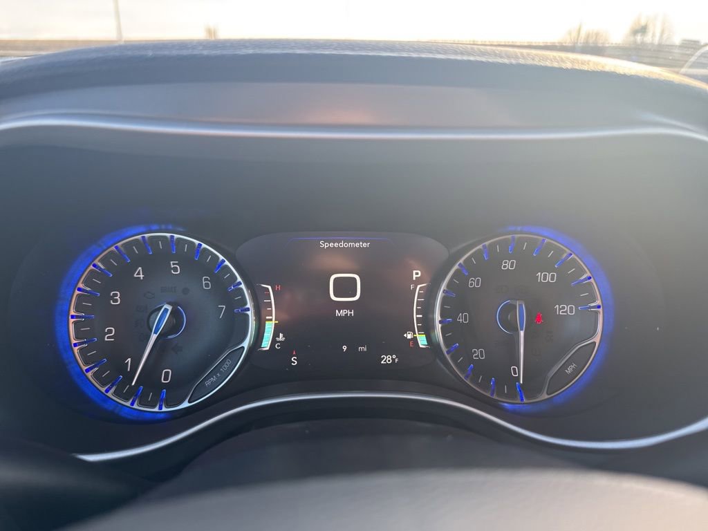 New 2026 Chrysler Pacifica Select w/ S Appearance Package FWD image 15