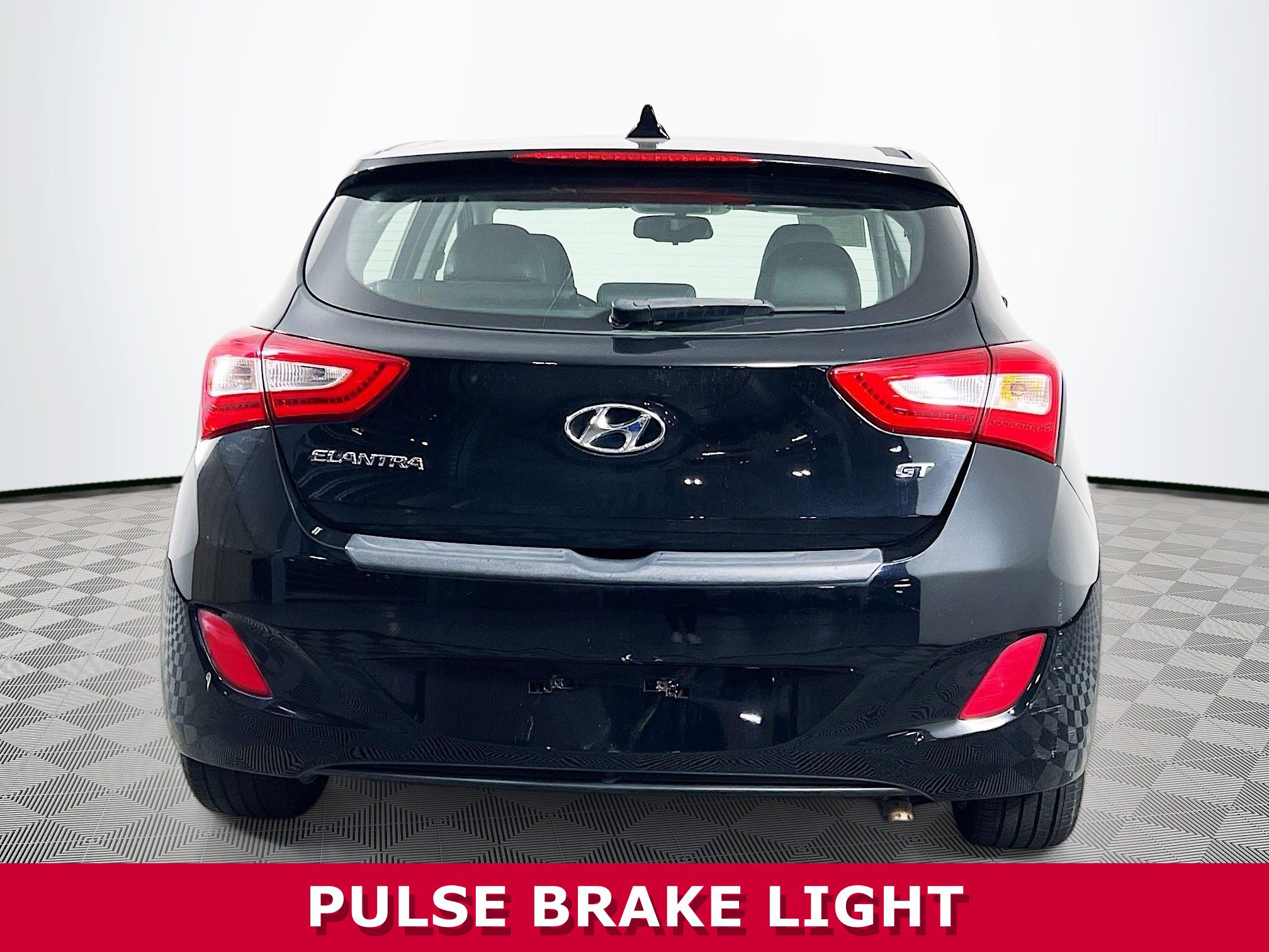 Used 2014 Hyundai Elantra GT w/ Option Group 03 image 26