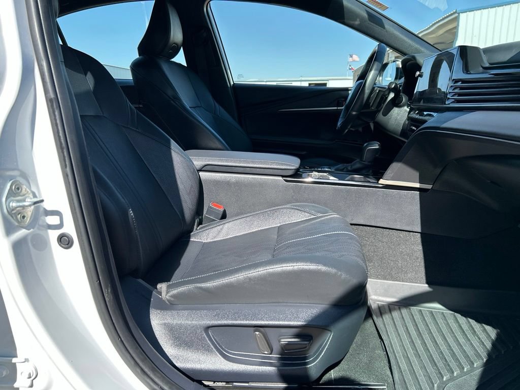Used 2025 Toyota Camry XSE FWD image 42