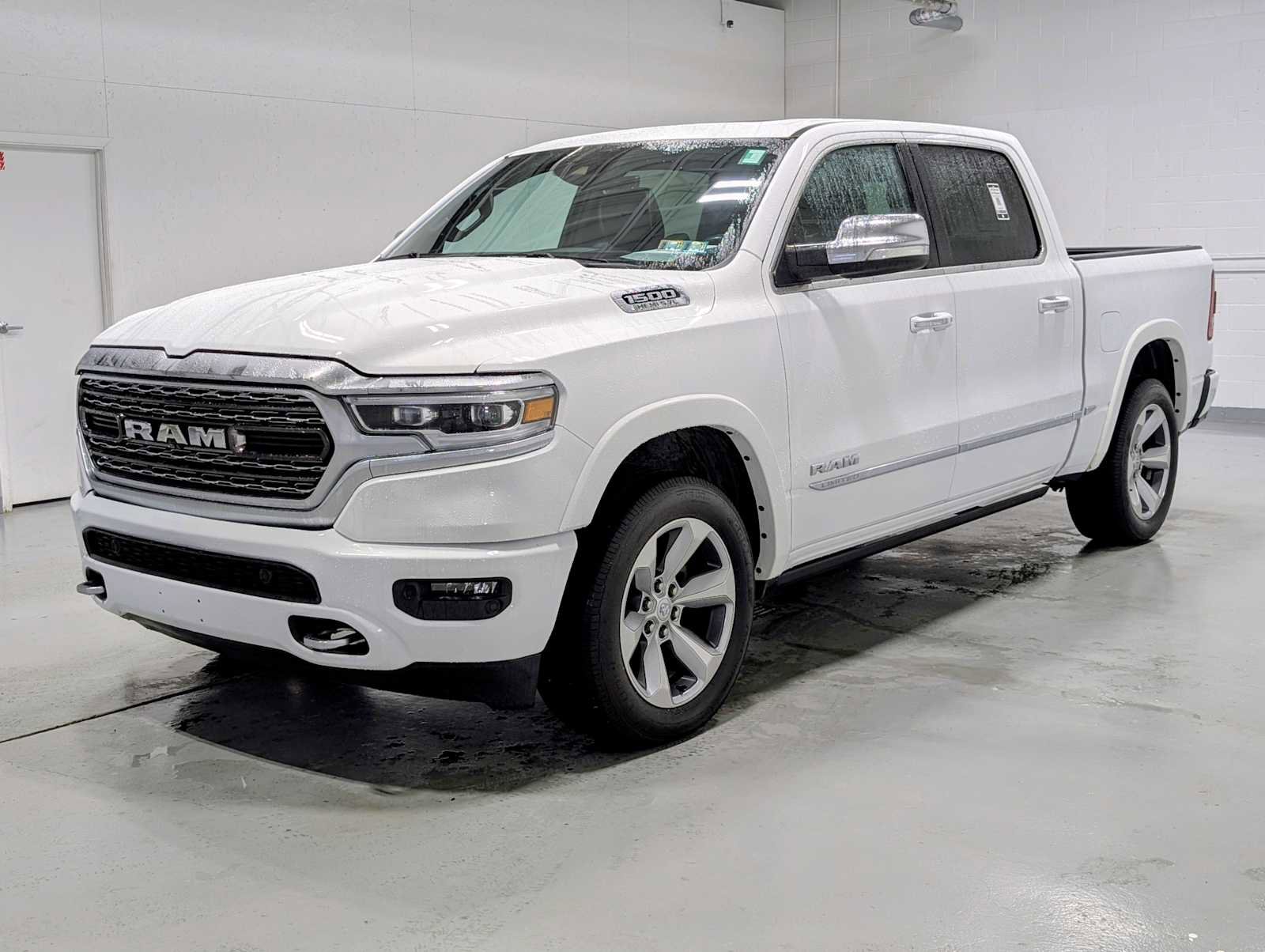 Used 2020 RAM 1500 Limited image 1