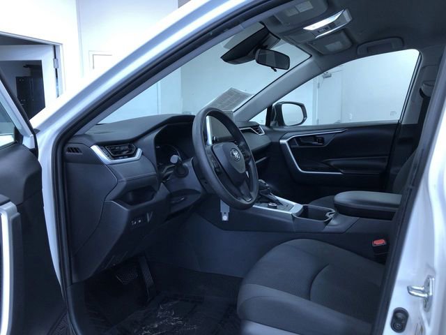 Certified 2025 Toyota RAV4 LE AWD/4WD image 10