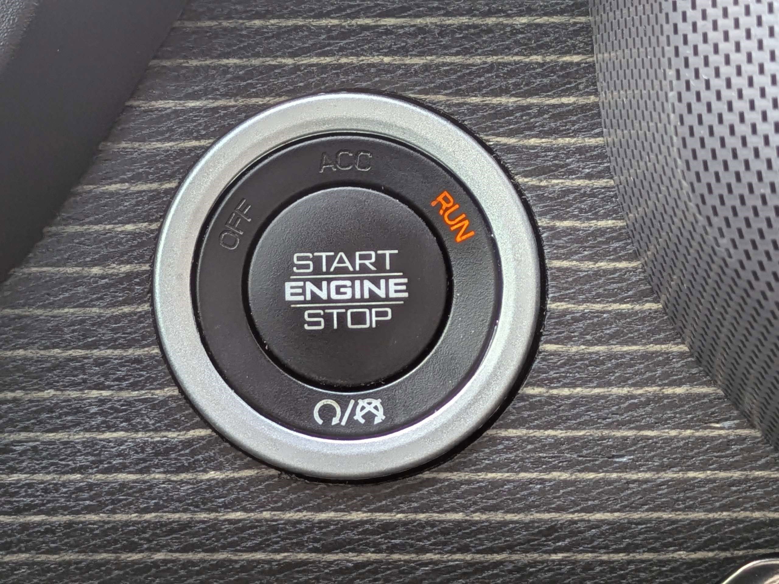 Used 2019 RAM 1500 Limited RWD image 27