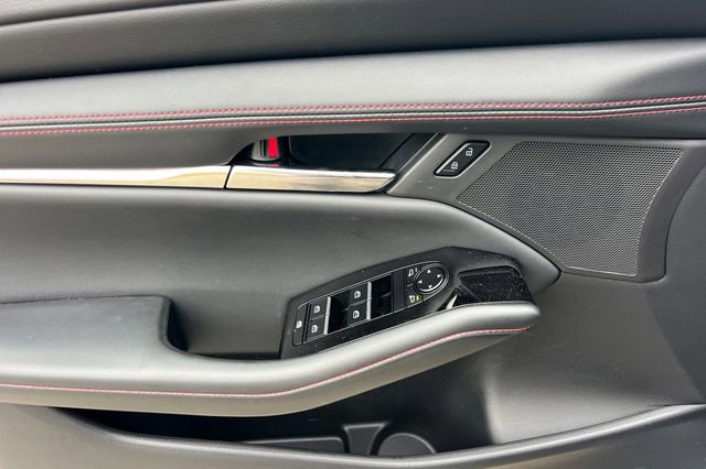 Certified 2025 MAZDA MAZDA3 Carbon image 12